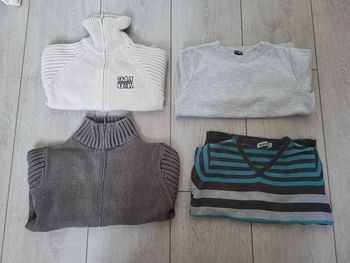Lot de 2 pull et 2 gilet