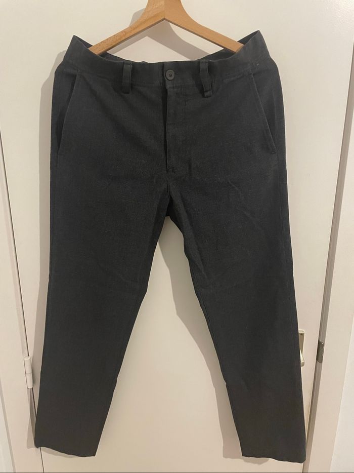 Pantalon Zara gris foncé – coupe chino