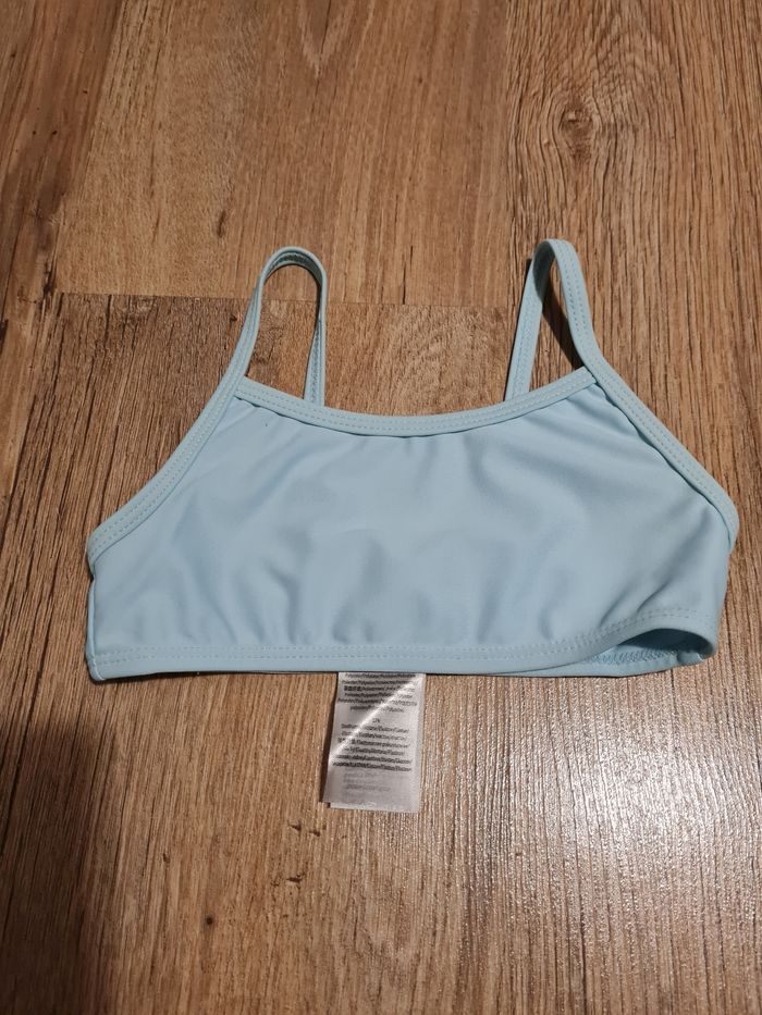 Maillot de bain 2 pièces disney Frozen 2 reine des neiges Taille 4ans neuf - photo numéro 2