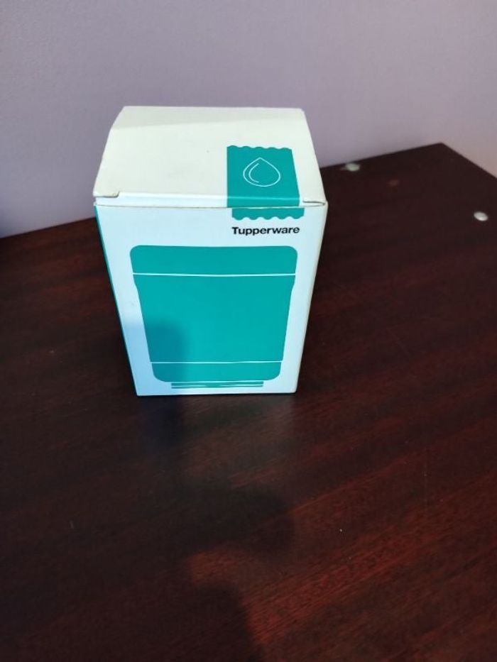 ISO go tupperware 235ml