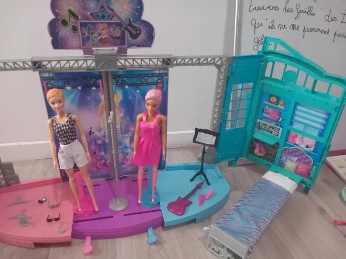 Château studio Barbie rock star - photo numéro 3