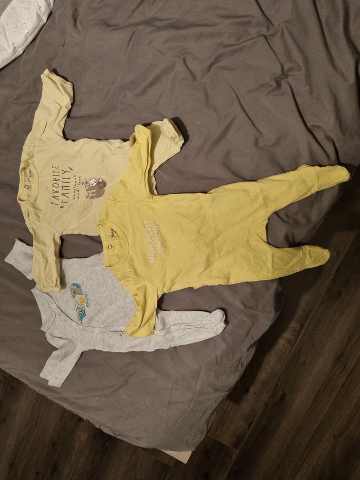 Lot pyjama - photo numéro 2