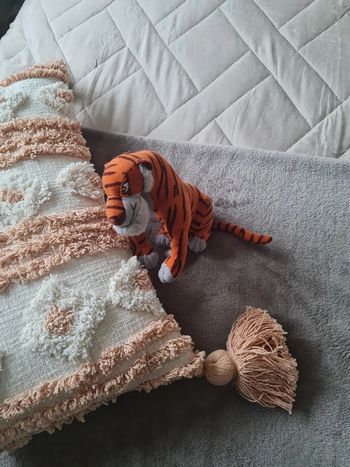 Peluche tigre très bn etat
