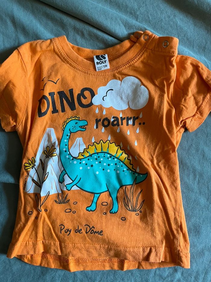 Tee shirt dinosaure