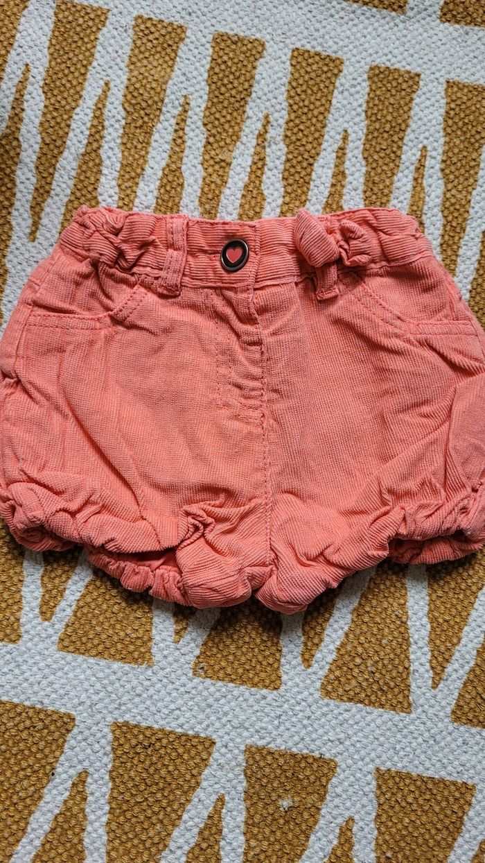 Short 3mois