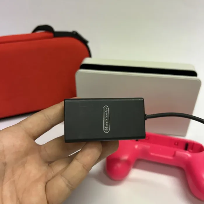 Nintendo Switch oled - photo numéro 6