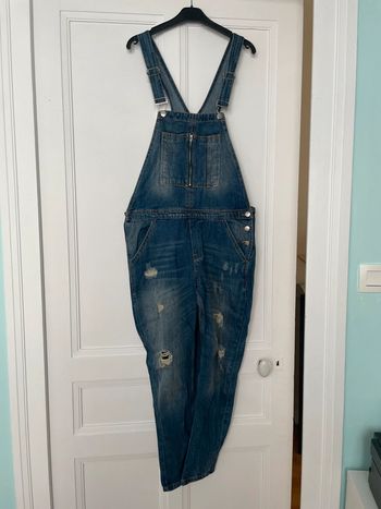 Salopette en jean Zara T38 – Effet destroy tendance – Très bon état