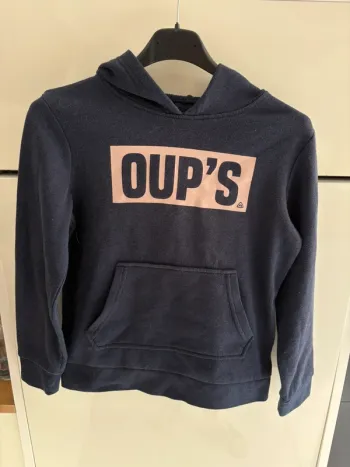 Sweet à capuche 8 ans