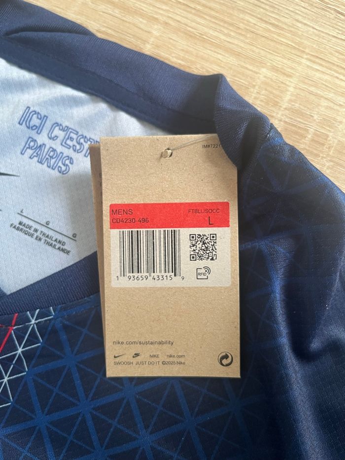 Maillot du psg edition limité avec l’étoile - photo numéro 4