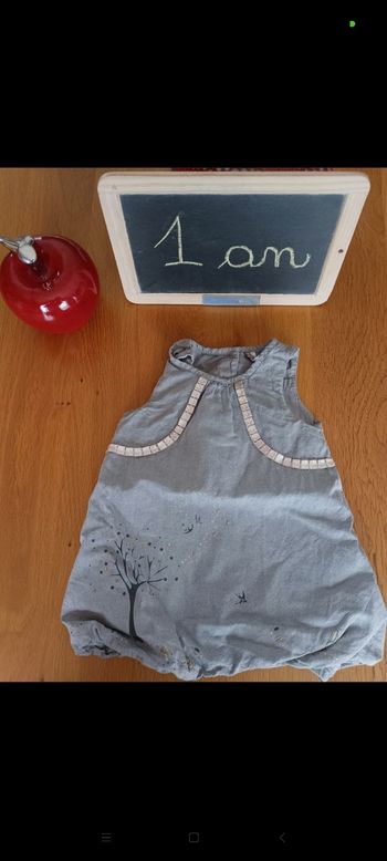 Robe boule Orchestra taille 1 an en très bon état