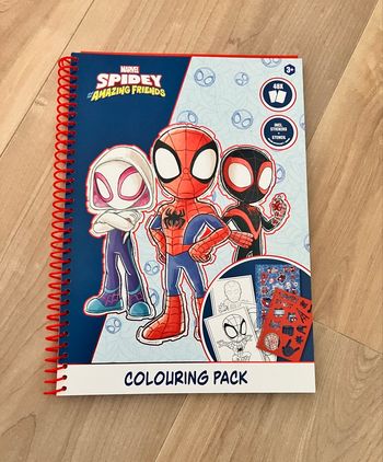Cahier de coloriage Spiderman