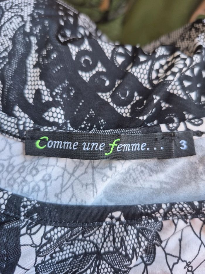 T-shirt à motif col rond - photo numéro 6