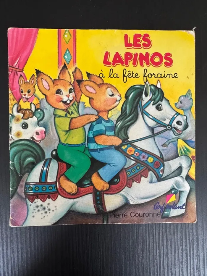 Livre les lapinos à la fête foraine