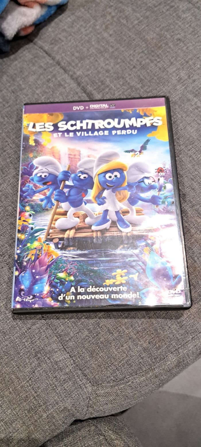 Dvd les schtroumpfs et le village perdu