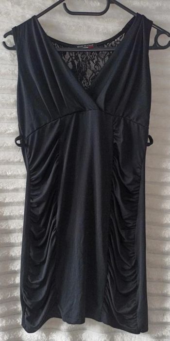 Robe noir dentelle