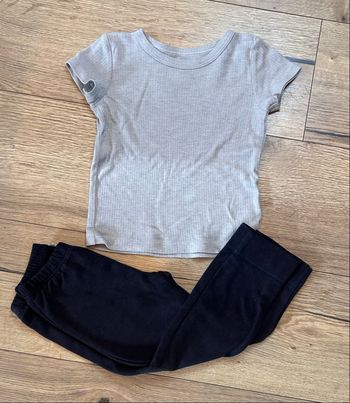 Ensemble tee-shirt & legging 3 ans – Parfait état – Domyos 