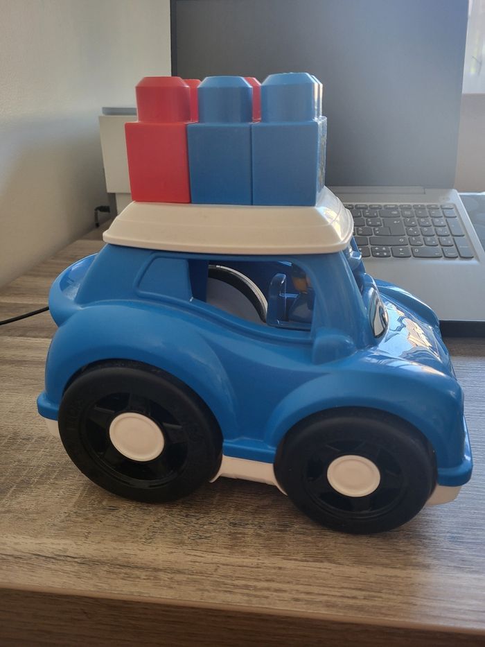 Voiture de police Mega Bloks - photo numéro 2