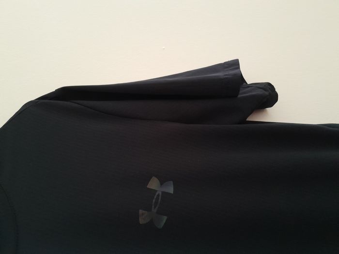 T - Shirt  Under Armour - photo numéro 5