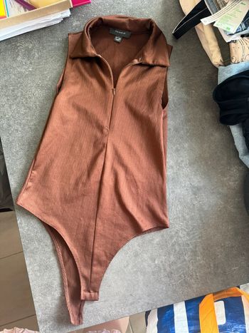 Body marron à fermeture éclair