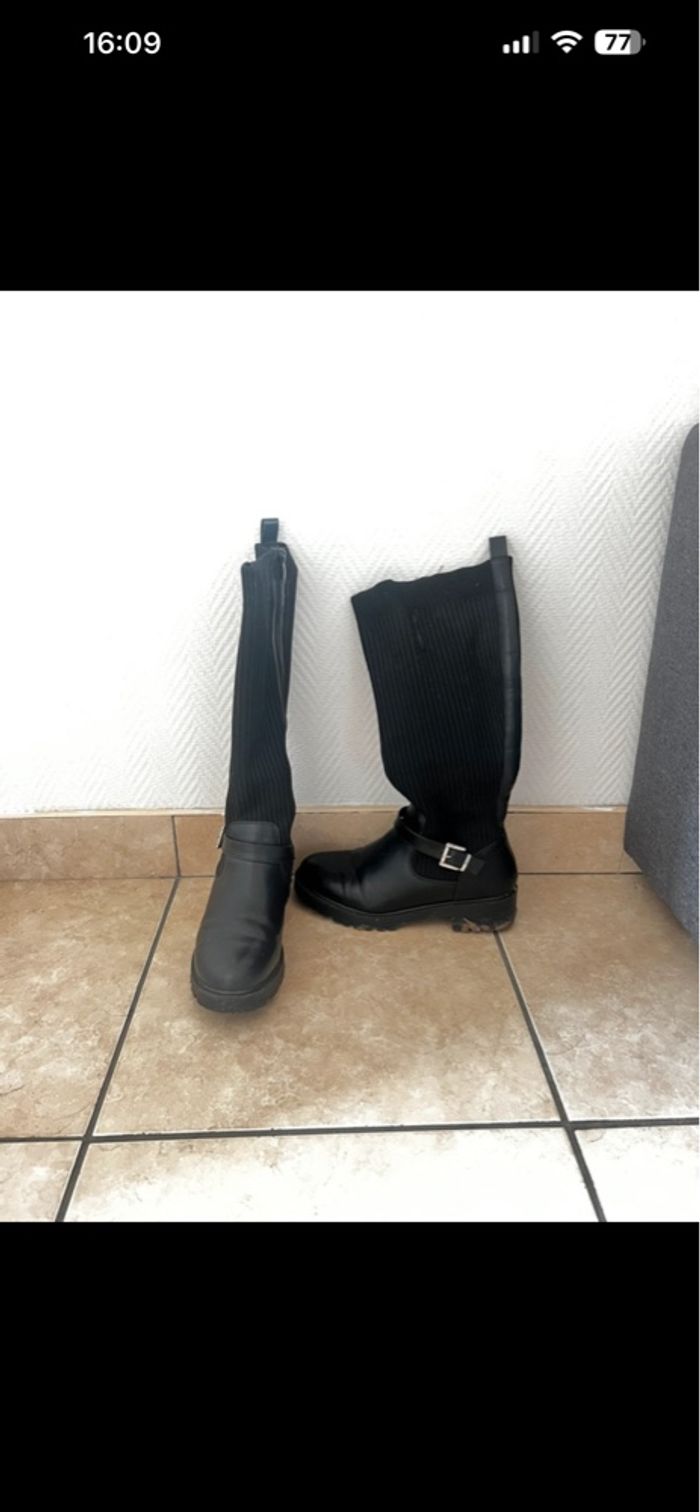 Bottes noir - photo numéro 2