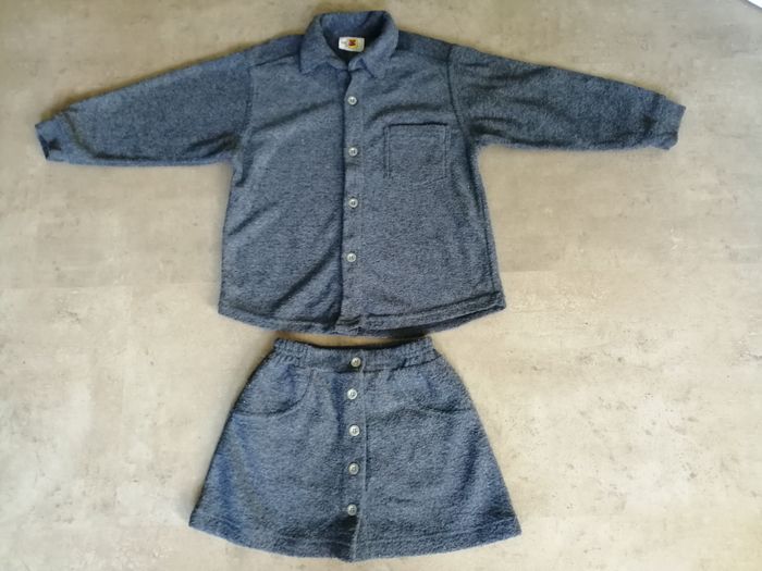 ensemble 3 pièces jupe et chemise et beret 6 ans Z - photo numéro 2