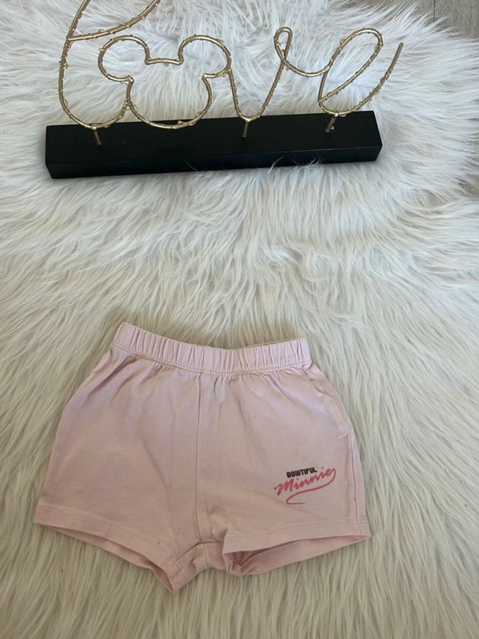 Très beau short minnie 🥰 Disney taille 12 mois