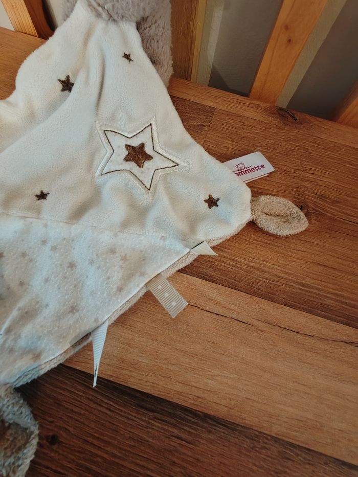 Ours pommette beige et blanc étoiles - photo numéro 2