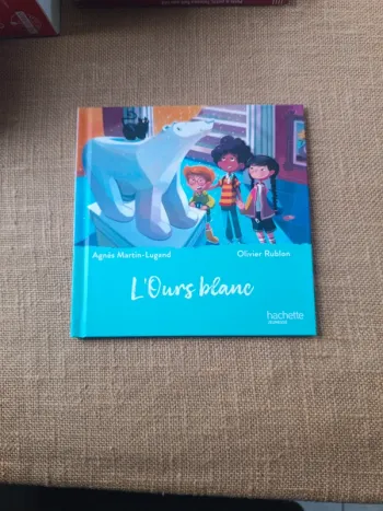 L'Ours blanc (2)