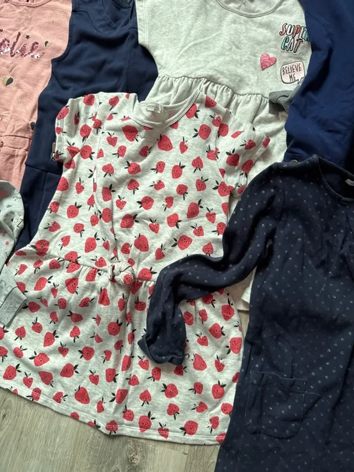 Lot 12 jolies robes automne hiver fille 8 ans - photo numéro 7
