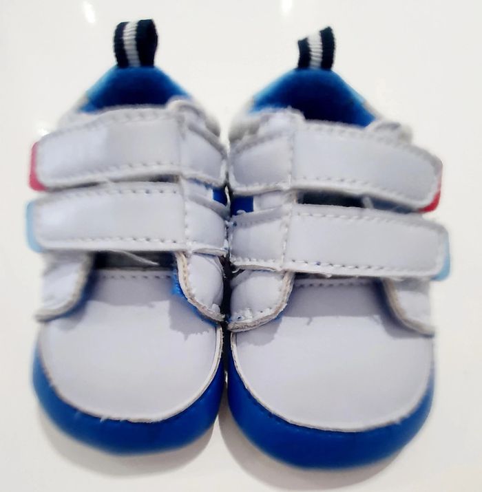 Chaussures bébé 3-6 mois