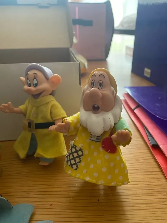 Les 7 nains figurines 11 cm - photo numéro 5