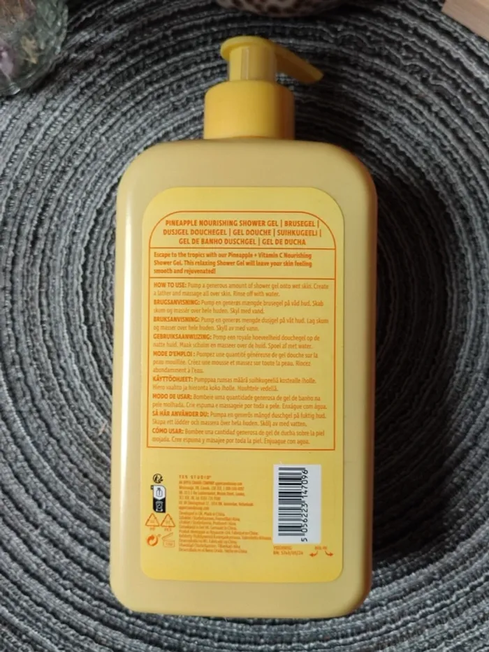 Gel douche nourrissant senteur ananas - photo numéro 3
