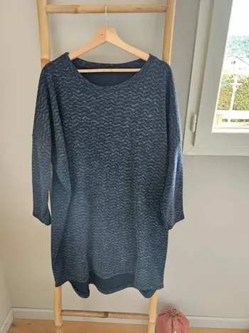 Robe chevrons bleu marine T.46/48