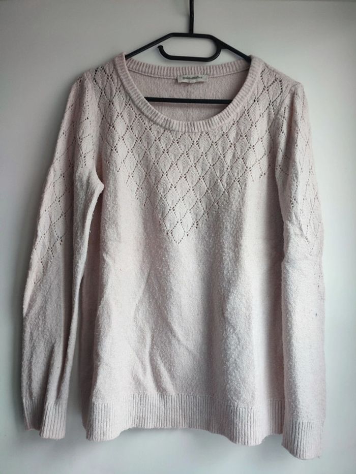 Pull tricot rose