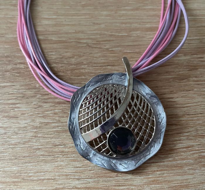 Collier original