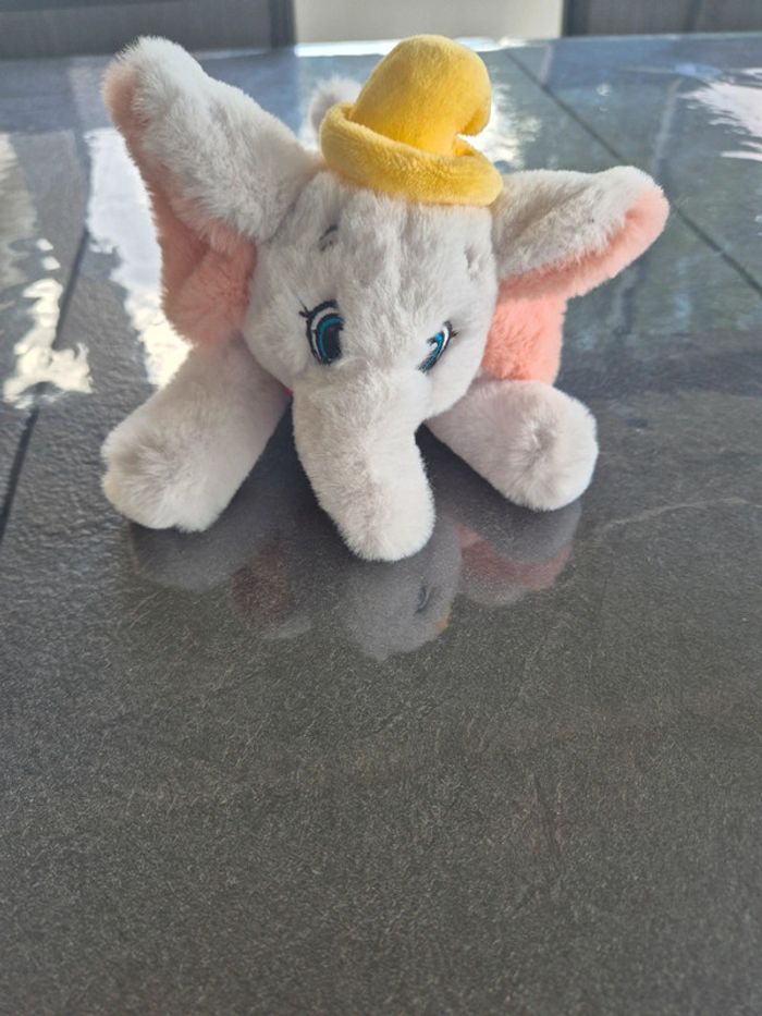 Peluche 20cm Dumbo - Disney - photo numéro 2