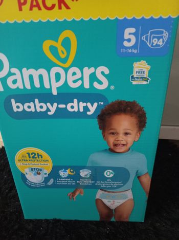 couche Pampers taille 5
