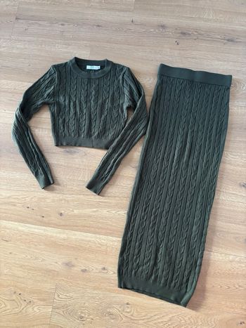 Ensemble jupe et pull kaki M/L
