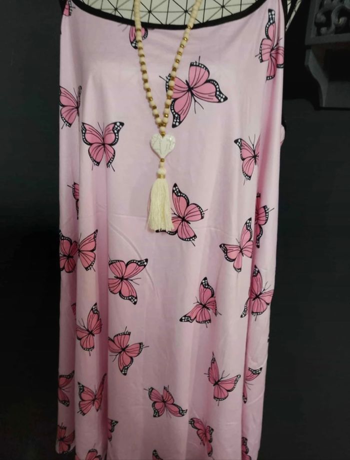Nuisette Grande Taille 48 – Sans Manches, Imprimé Papillons Colorés Rose - photo numéro 4