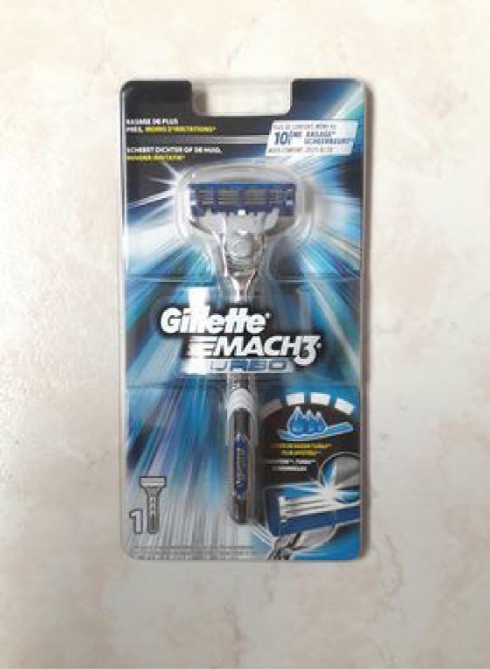 RASOIR GILLETTE MACH 3 TURBO NEUF DANS EMBALLAGE