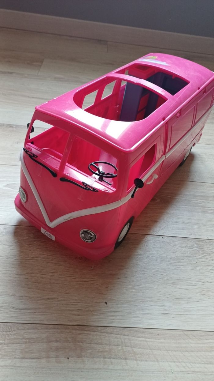 Camion pour barbie ou autre