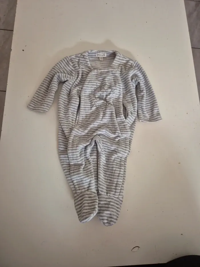 Pyjamas 1 mois