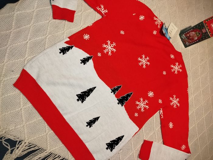 🎅 Pull de Noël Mickey – Taille S – Neuf avec étiquette ! 🐭🎄 - photo numéro 6