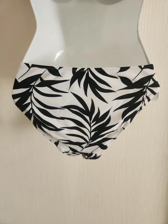 Maillot de bain 2 pièces Etam blanc et feuillage noir 90B / 40 - photo numéro 12