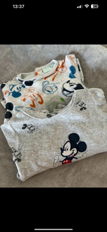 Lot deux pyjamas Mickey
