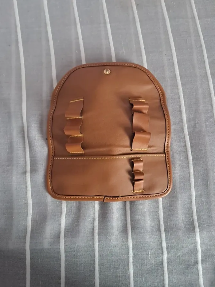 Pochette stylée pour stylos ou accessoires maquillage ou autres - photo numéro 2