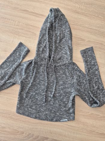 Sweat à capuche Gymshark, modèle crop (court)