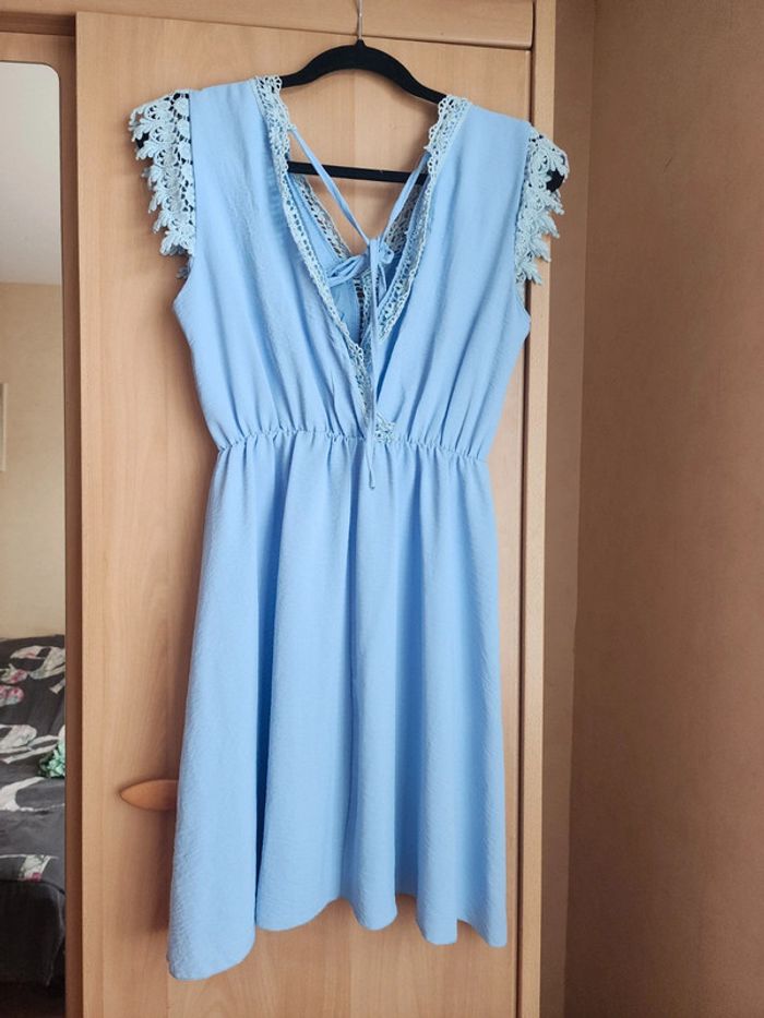 Robe bleu ciel dos nu T.38/M - photo numéro 4