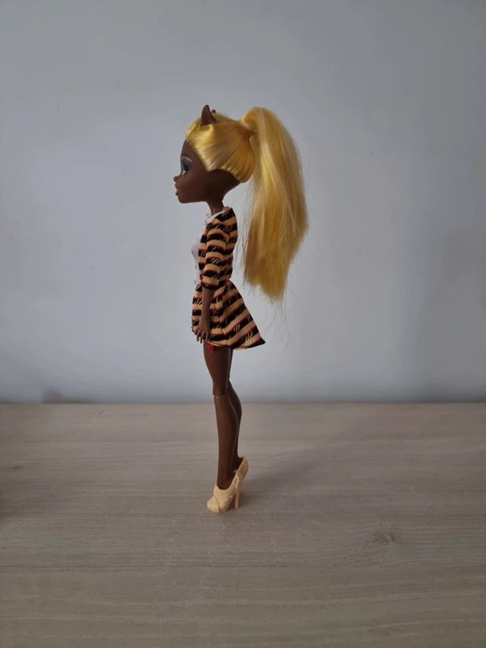 Poupée Monster High - Clawdia Wolf - Mattel - photo numéro 3