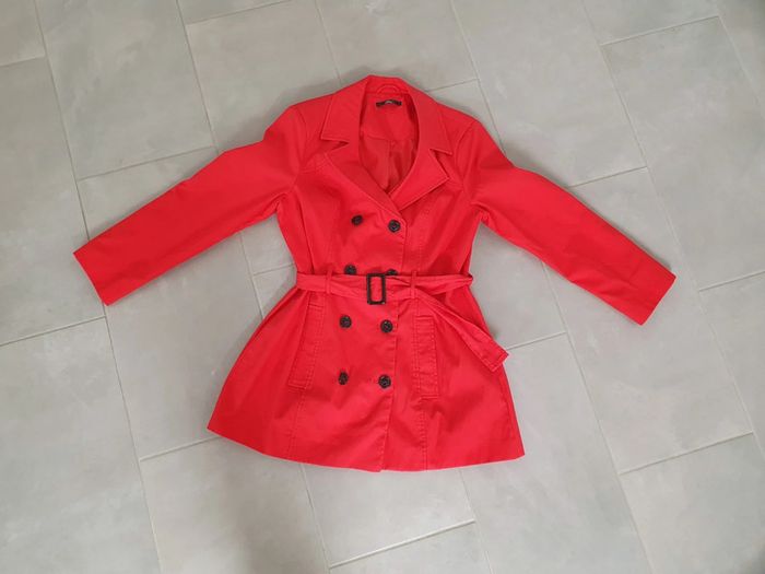 Veste longue neuve, taille 42.